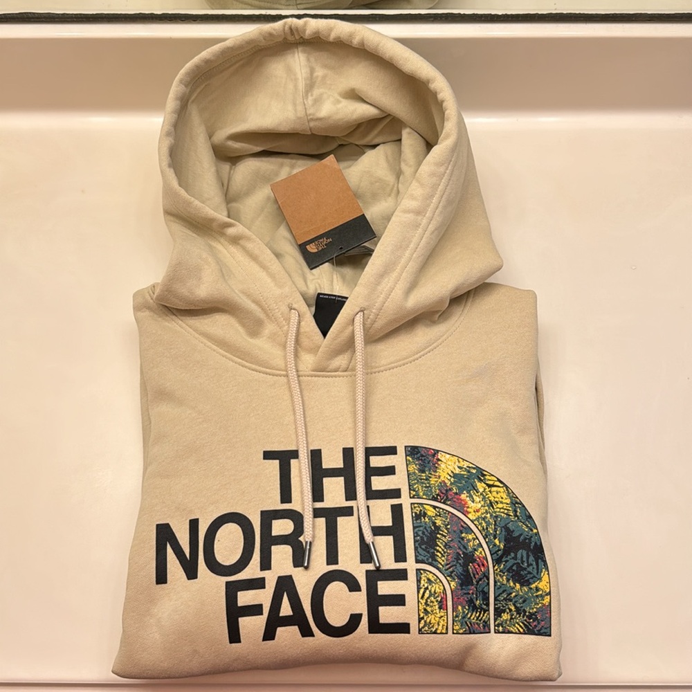 The North Face Men’s Hoodie - Picture 4 of 7